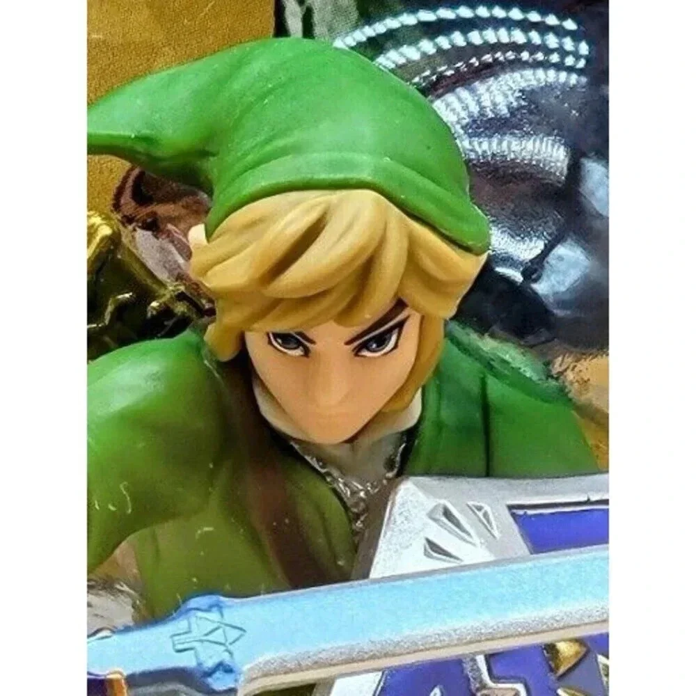 The Legend of Zelda Skyward Sword Nintendo Amiibo Link | FACTORY-SEALED / NEW